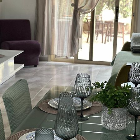 Beautiful Apartment Near The Sea And A Large Private Garden パ フォス エクステリア 写真
