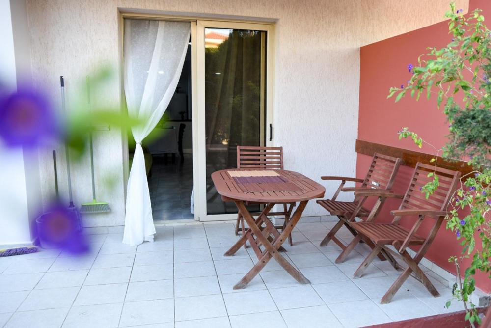 Beautiful Apartment Near The Sea And A Large Private Garden パ フォス エクステリア 写真